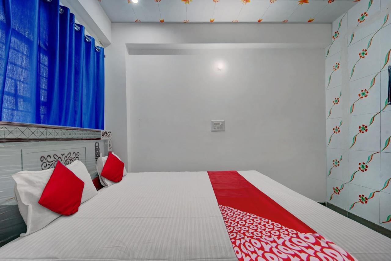 Hotel O S Square Guest House ปัฏนา ภายนอก รูปภาพ