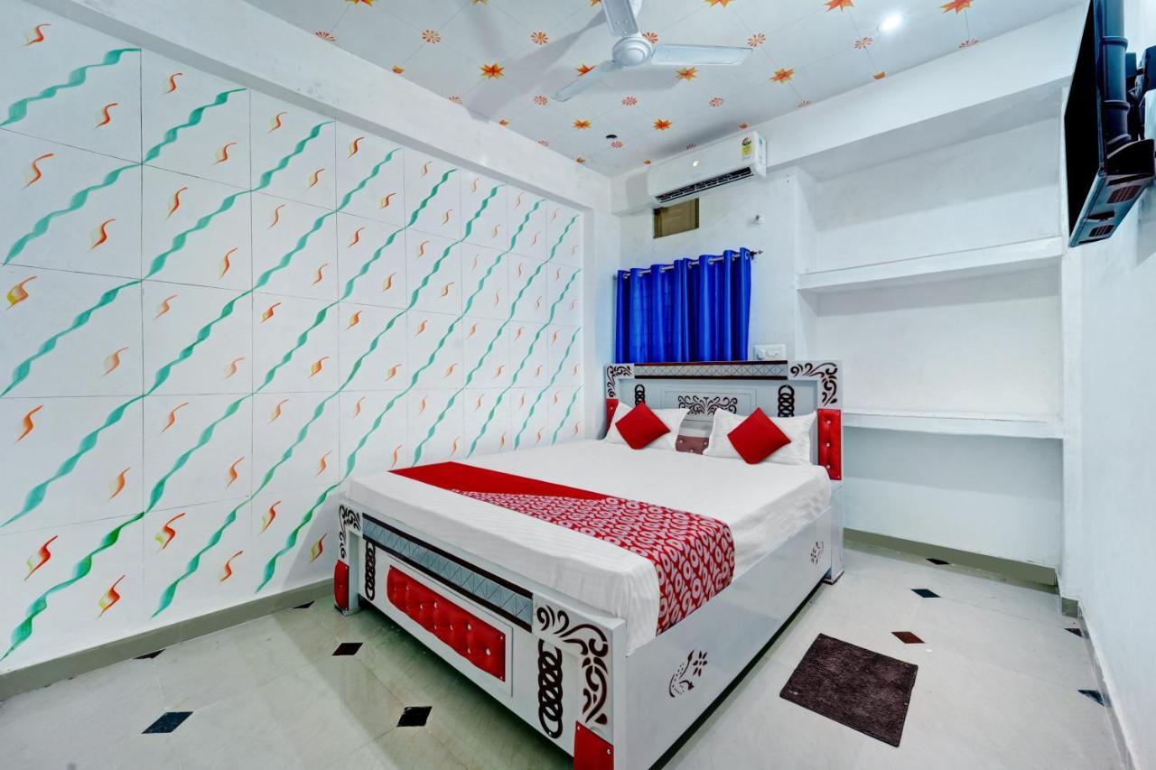 Hotel O S Square Guest House ปัฏนา ภายนอก รูปภาพ