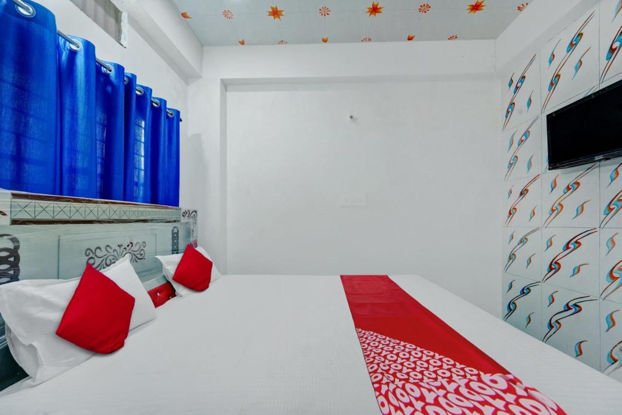 Hotel O S Square Guest House ปัฏนา ภายนอก รูปภาพ