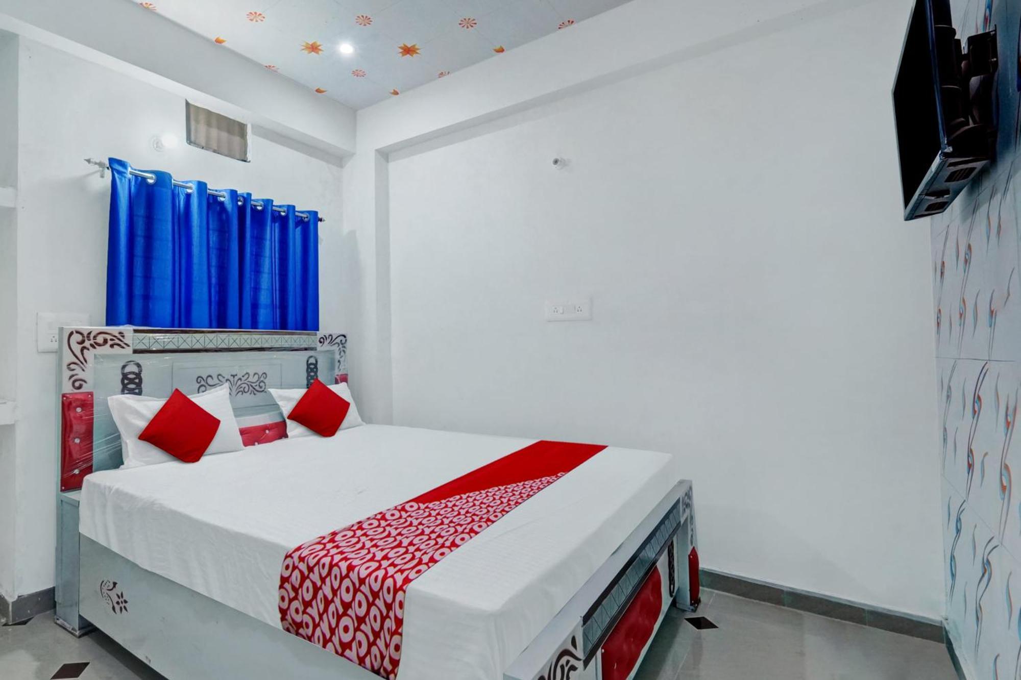 Hotel O S Square Guest House ปัฏนา ภายนอก รูปภาพ