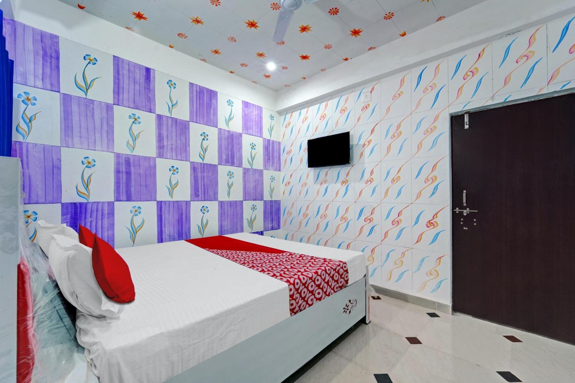 Hotel O S Square Guest House ปัฏนา ภายนอก รูปภาพ