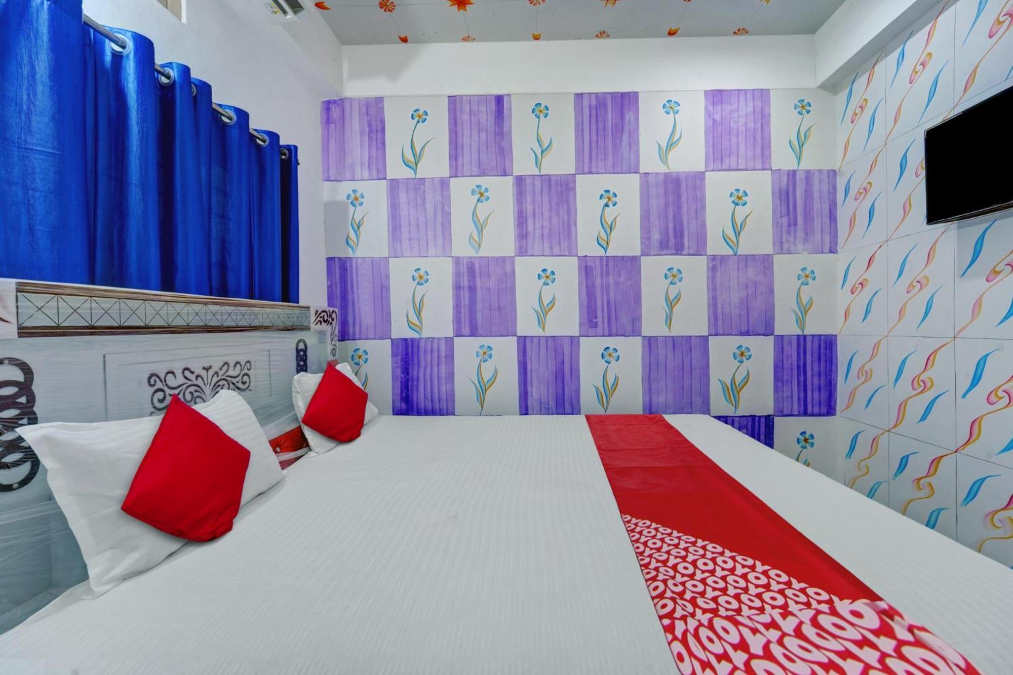 Hotel O S Square Guest House ปัฏนา ภายนอก รูปภาพ
