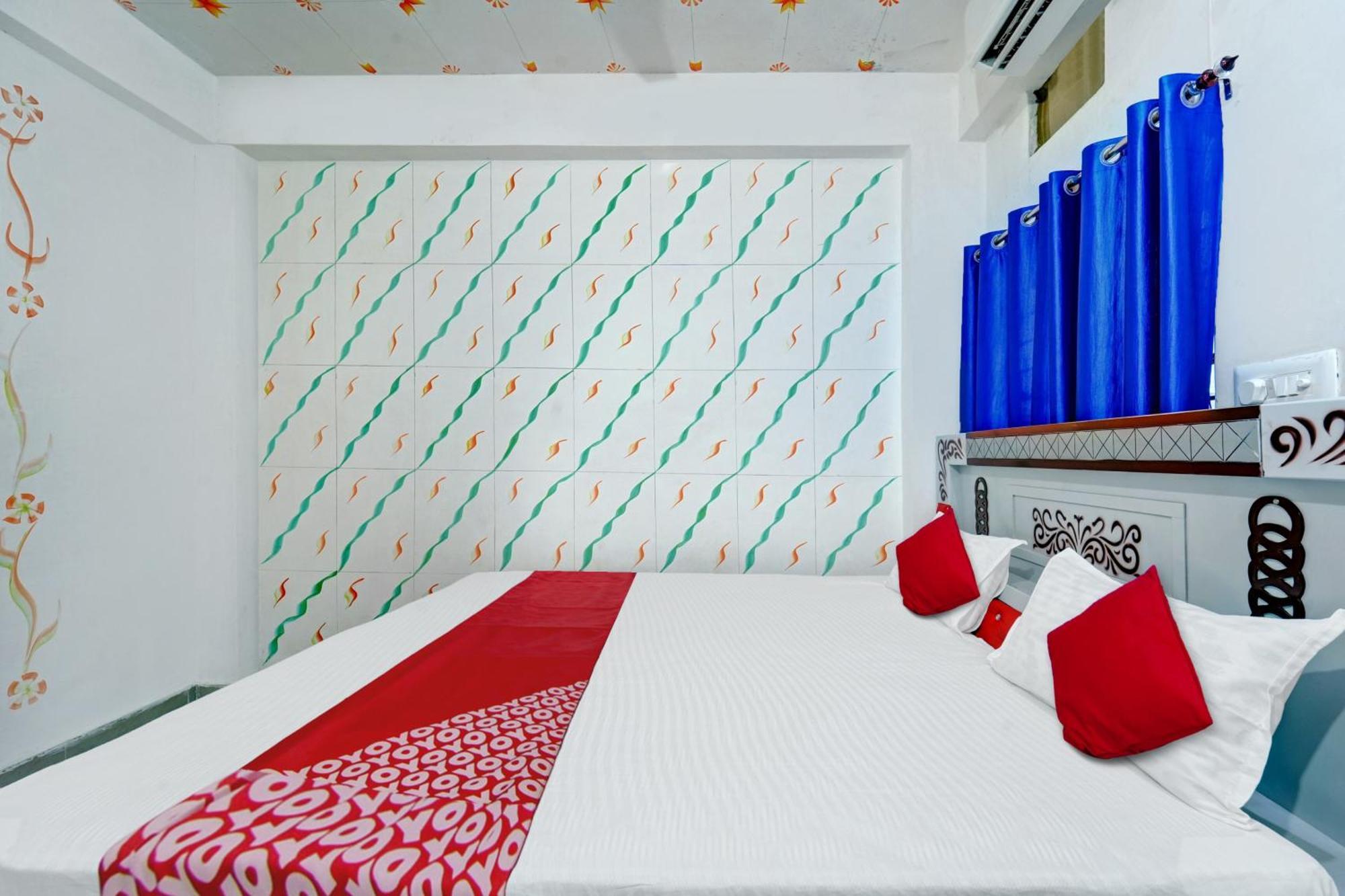 Hotel O S Square Guest House ปัฏนา ภายนอก รูปภาพ